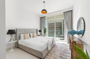 Spacious 2 BHK next to the Beach - Sunrise Bay